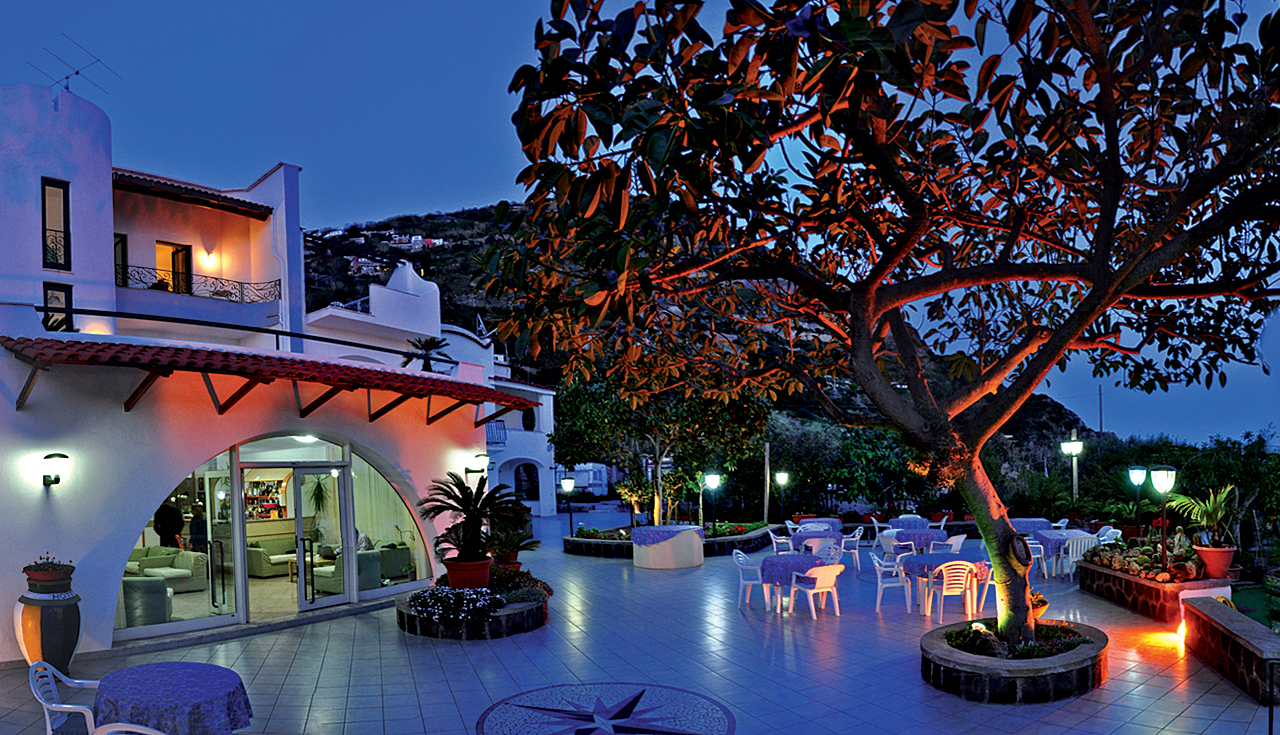 notturna-ischia-hotel-maron.jpg